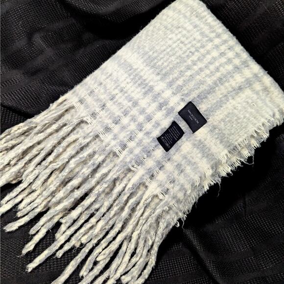 NWOT! MAGASCHONI HOME! ETHEREALLY FLUFFY WOOL BLEND CREAM, GRAY THROW BLANKET! - Picture 12 of 12